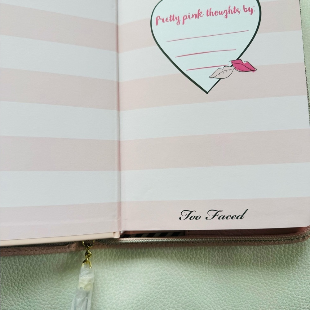 Too Faced Boss Lady’s Beauty Agenda Best Day Ever 2018 New - Picture 11 of 14